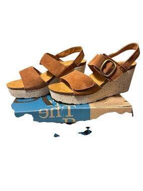 OTBT Peasant Platform Wedge Sandals with Buckle in Camel Size 10 New in Box